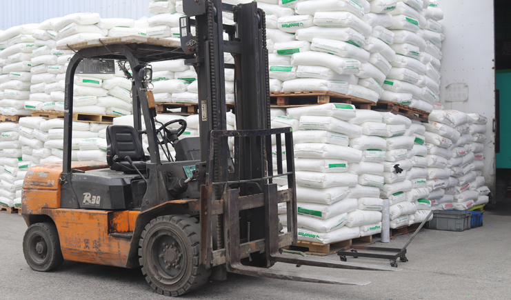 雙面吹塑托盤和九腳吹塑托盤的C位之爭