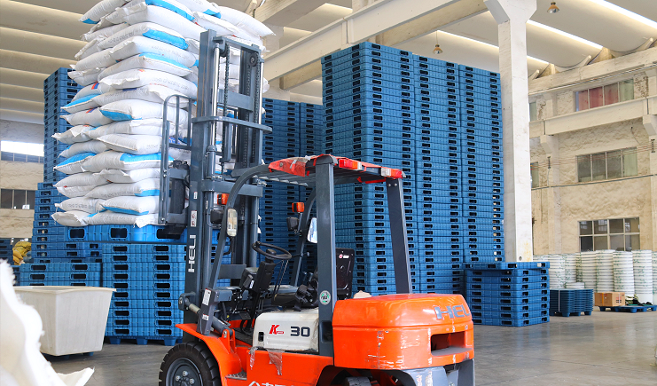 吹塑托盤統(tǒng)一尺寸標(biāo)準(zhǔn)的必要性，你知道嗎？