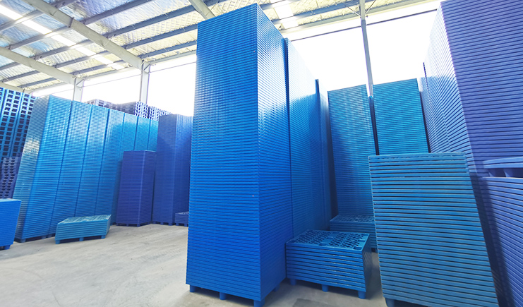 九腳網(wǎng)格塑料托盤4 九腳網(wǎng)格塑料托盤4