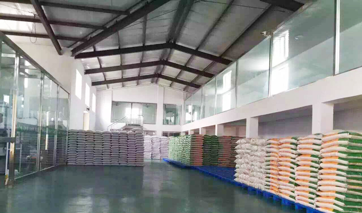 農(nóng)業(yè)化肥吹塑托盤應(yīng)用案例 農(nóng)業(yè)化肥吹塑托盤應(yīng)用案例