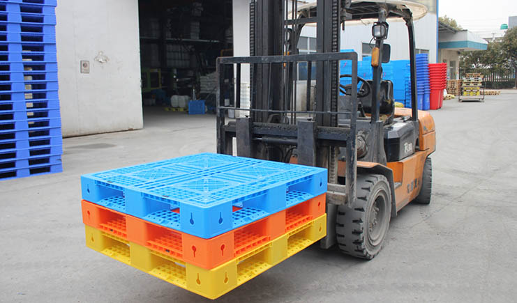 塑料托盤廠家,為現(xiàn)代物流注入新活力